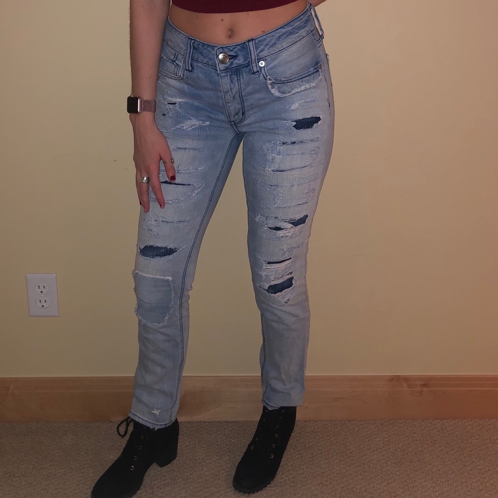 AE Tomgirl Patched Jeans